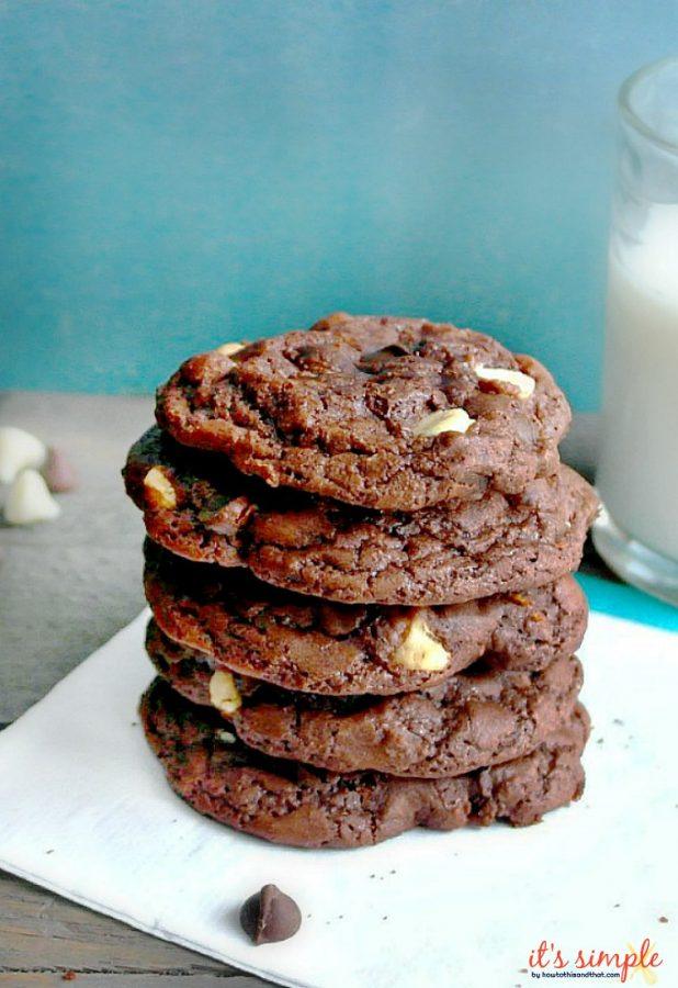 Subway Copycat Double Chocolate Cookies Recipe