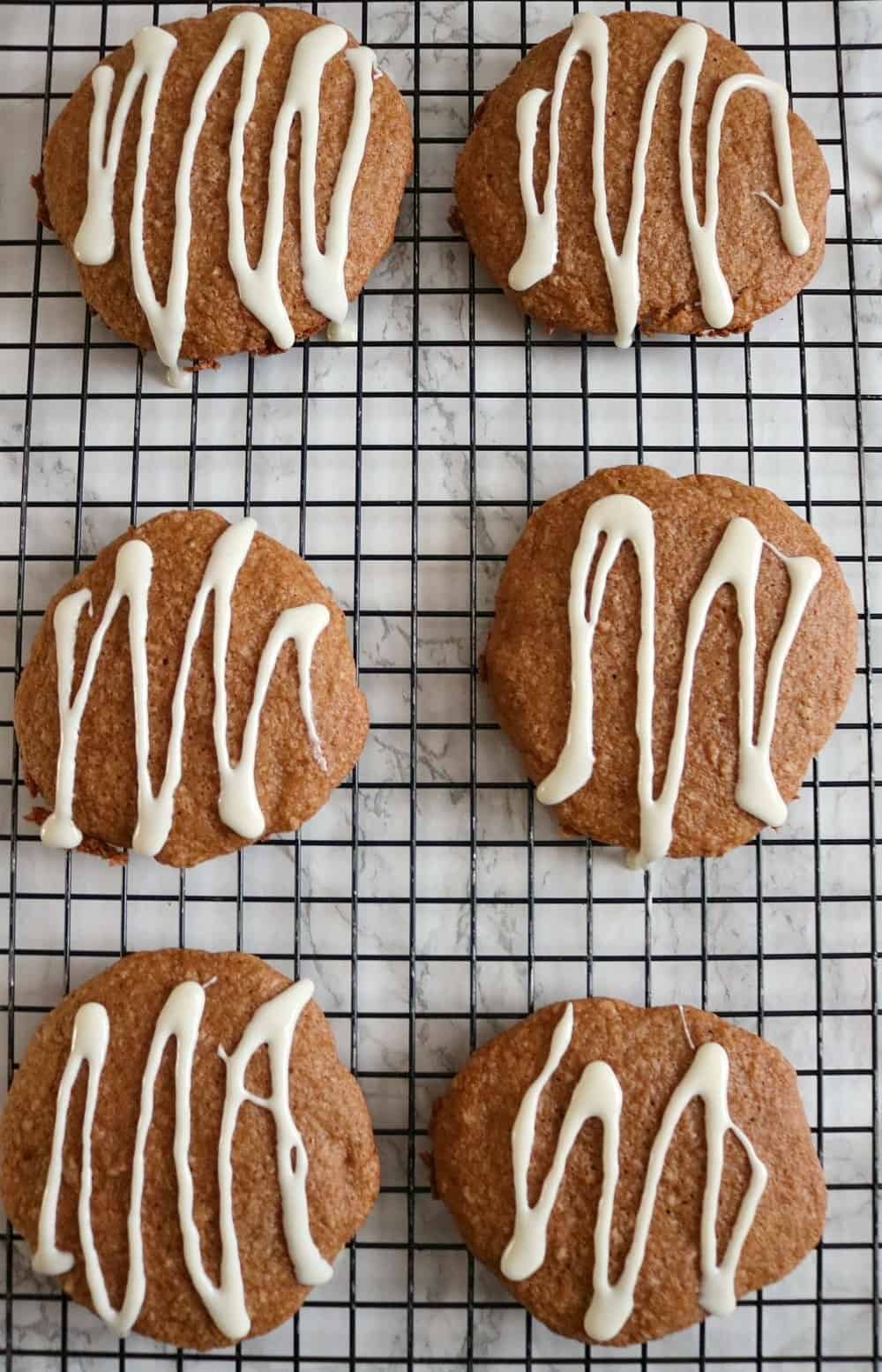 cookies on a wire rack for apple cookie recipe. 