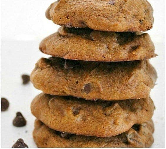 pumpkin chocolate chip cookies