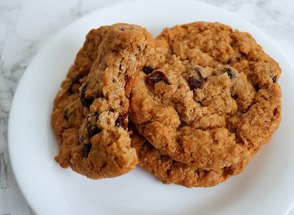 pumpkin oatmeal raisin cookies