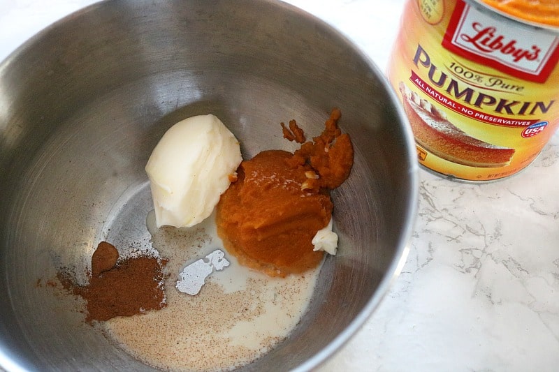 pumpkin puree in bowl. 