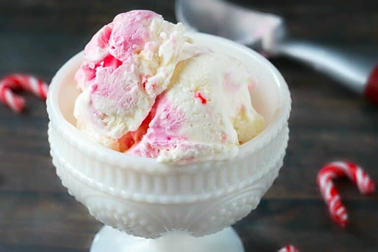 No Churn Peppermint Stick Ice Cream - Easy, Creamy & Delish!