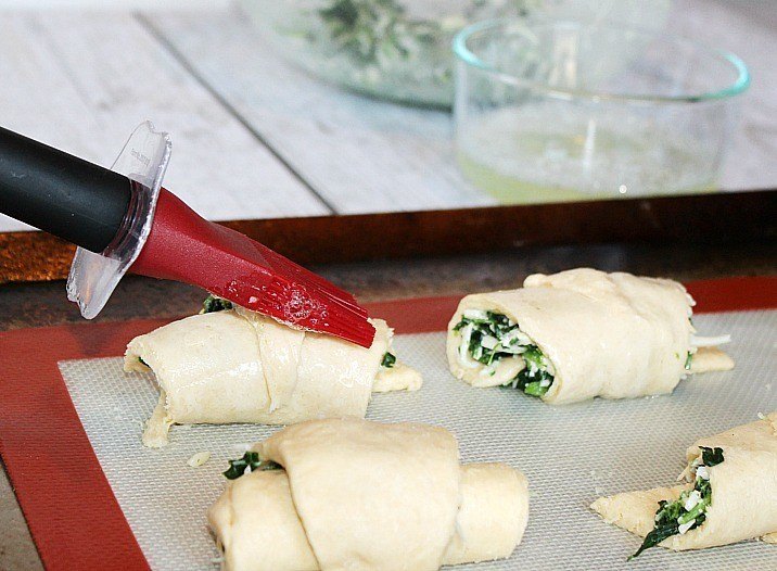 Spinach artichoke crescent rolls