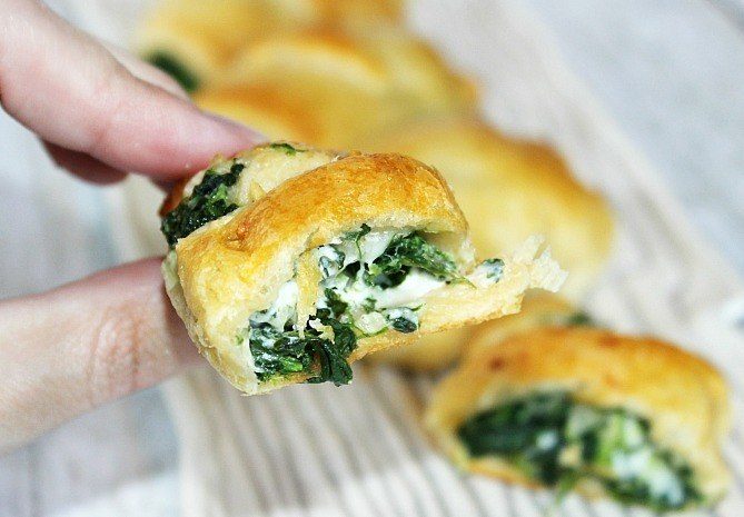 spinach artichoke crescent rolls