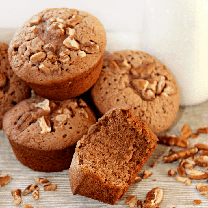 keto spiced pecan muffins