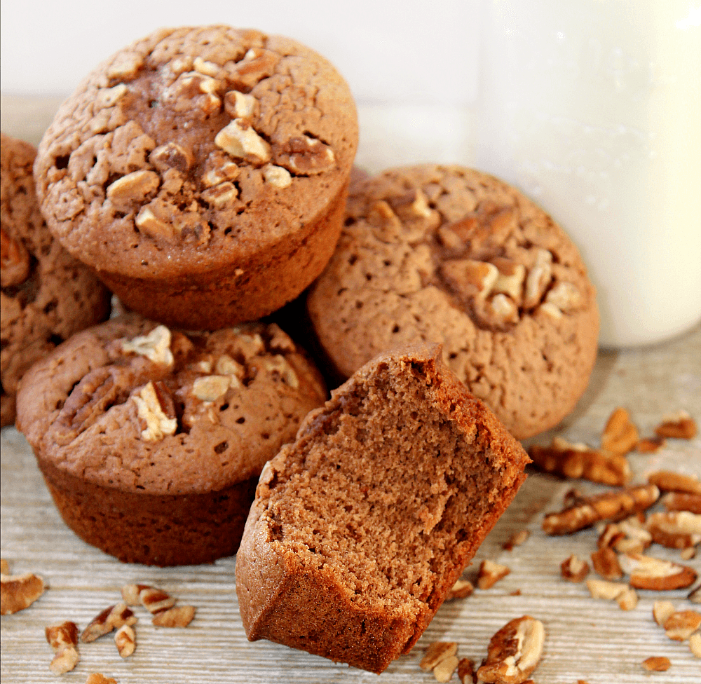 keto spiced pecan muffins