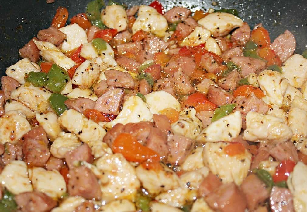 keto jambalaya recipe mixture cooking in skillet.