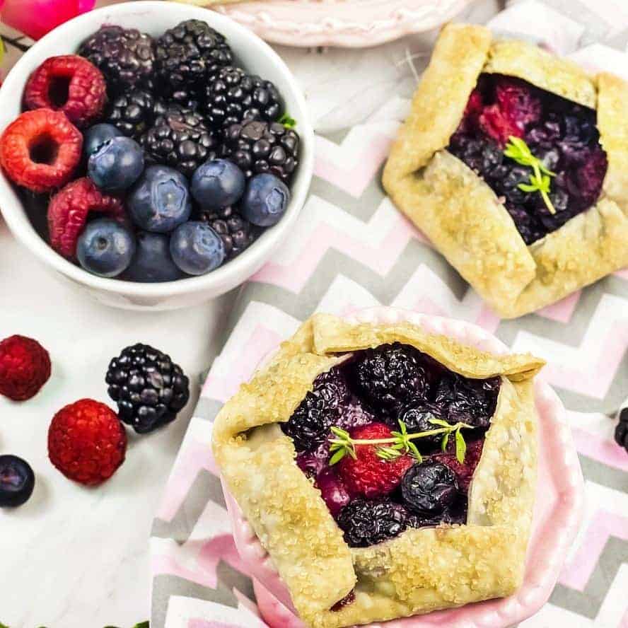 keto berry galettes with fruit in bowl.