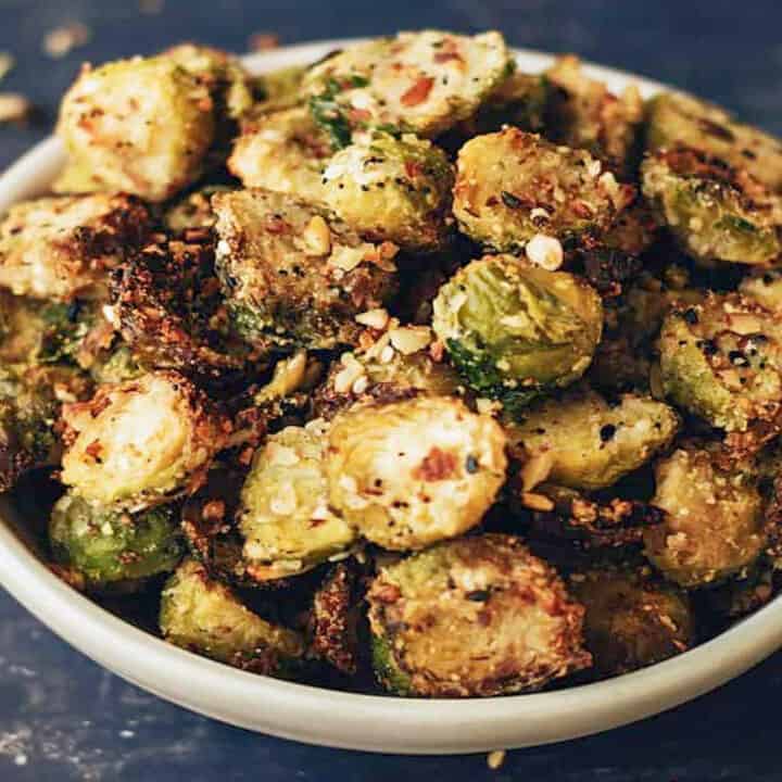 air fryer keto brussel sprouts in bowl.