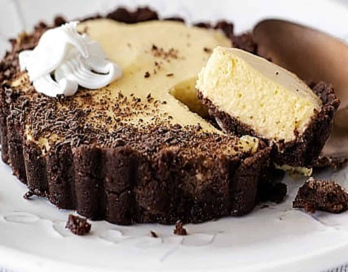 keto oreo cheesecake slice, no bake on plate.