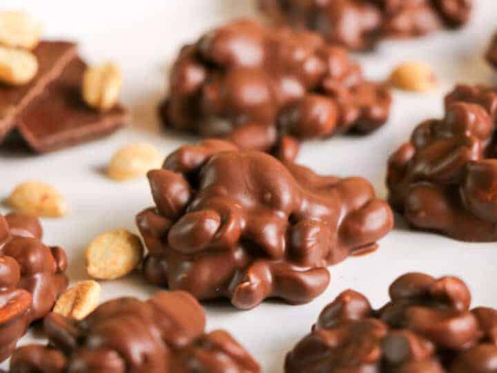 https://howtothisandthat.com/wp-content/uploads/2020/10/Surgar-Free-Chocolate-Nut-Clusters-Sample-4-6-e1631823450214-720x540.jpg