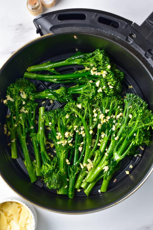broccoli tender with garlic in air fryer