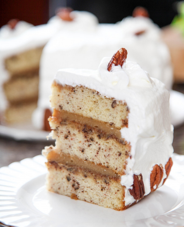 Roundup Image for Pecan Pie Cake Recipes