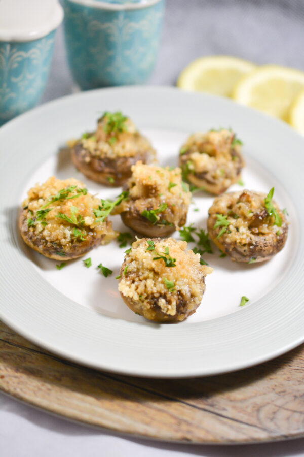 Juicy garlic butter mushrooms with golden crunchy topping