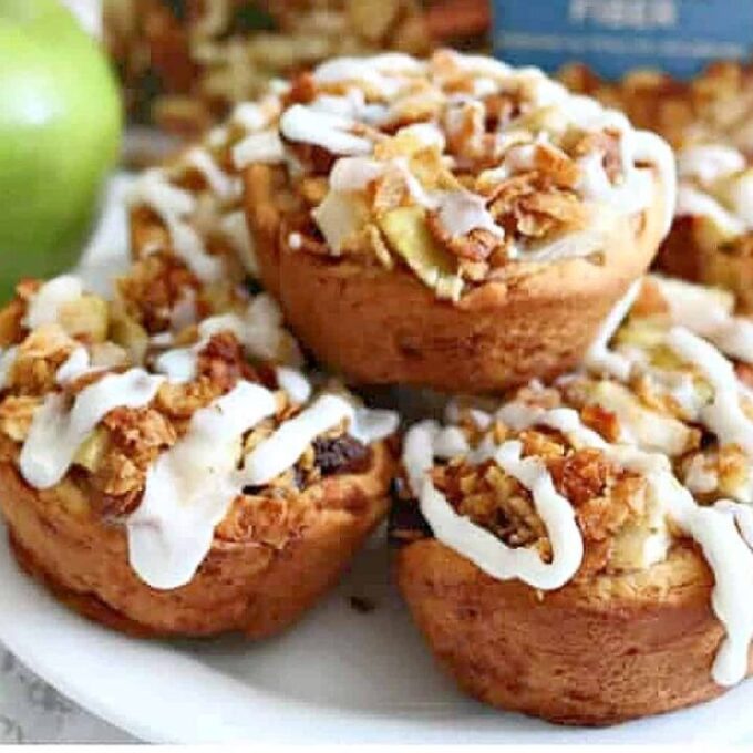 Roundup image for Thanksgiving/Christmas Desserts